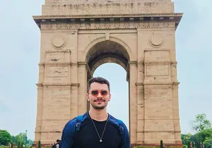 Top Sites of Delhi: Full Day Tour by Private Car