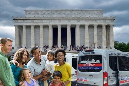 Discover DC Private Tour – (Up to 12 Guests)
