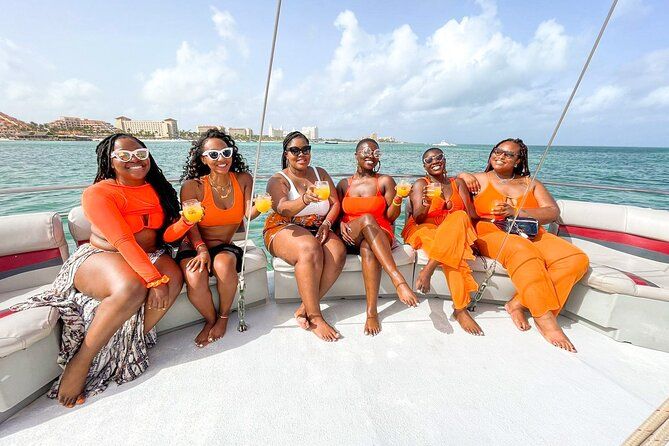 Premium Catamaran Afternoon Sail: Snorkeling and Lunch