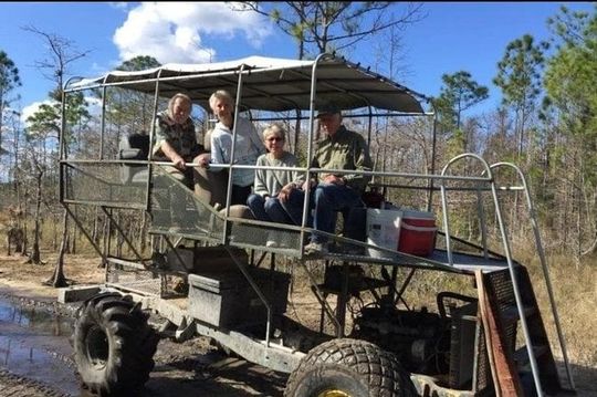 4-Hour Swamp Buggy Adventure Tour in Florida