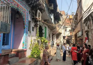 3-hour Old Delhi Heritage Walking tour with Rickshaw Ride