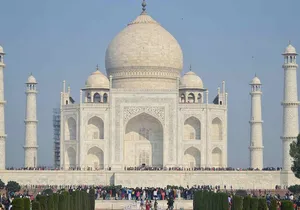 Romantic Sunset at the Taj Mahal: Day Trip from Delhi to Agra