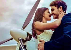 Romantic Miami 50-Min Plane Tour With Champagne