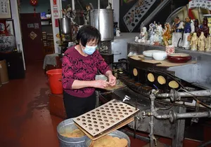 Chinatown Food & History Walking Tour - Small Group