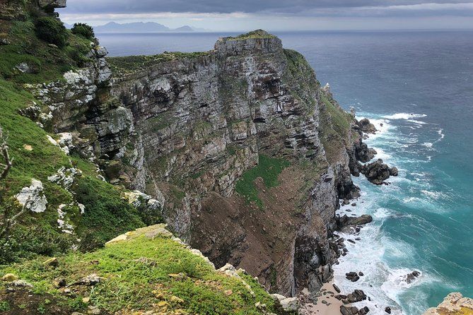 Private Day Tour to Cape Point, Penguins, Wine or Beer Tasting