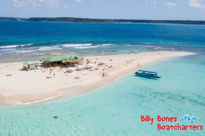 Billy Bones St. Maarten Getaway, Snorkeling with Turtles
