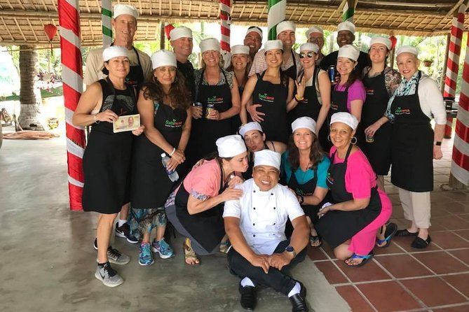 Traditional Cooking Class with Basket Boat Ride and market Tour