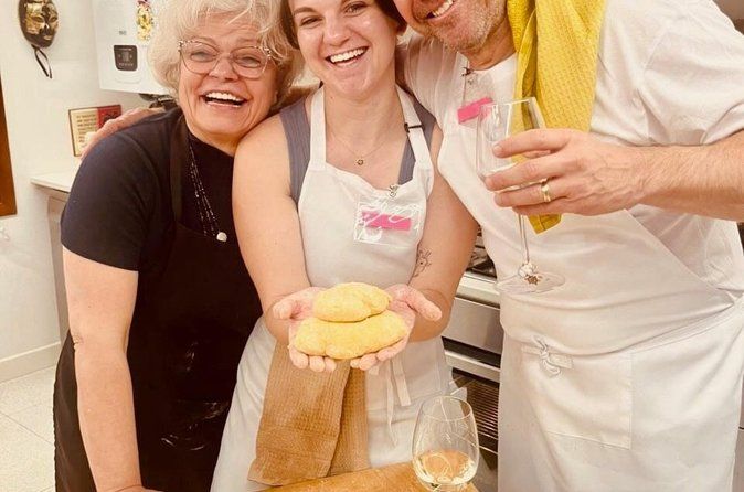 Authentic Venice Home Cooking Class: 3-Course Meal & Wine