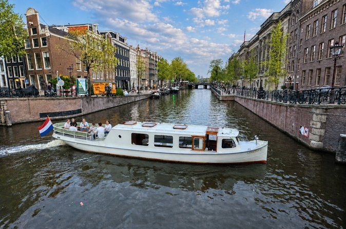 Exclusive Cruise! 90 min - 12 guests max - Book Leemstar!