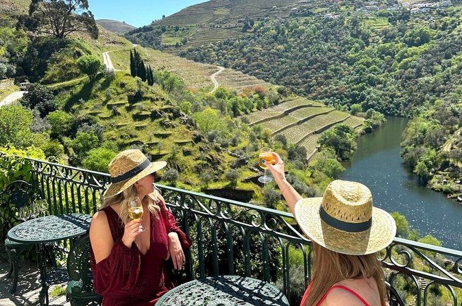Douro Valley Wine Tour: 3 Vineyard Visits, Wine Tastings, Lunch