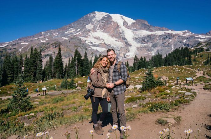 Mt Rainier National Park Small Group Tour from Seattle