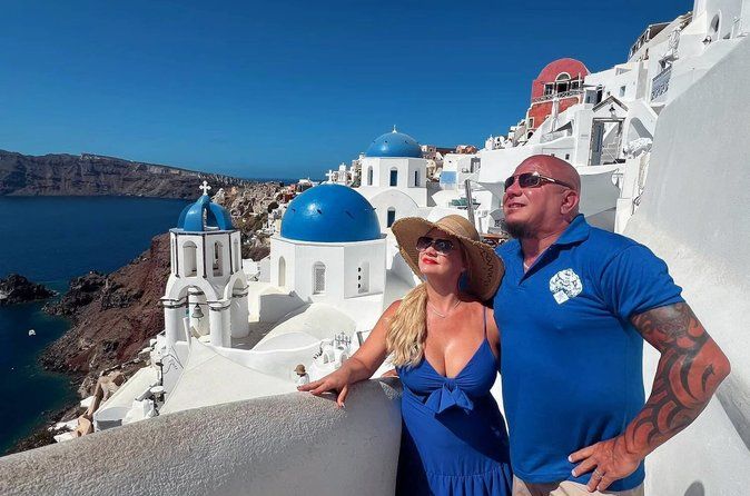 Private Customizable Santorini Tour with Local Driver-Guide