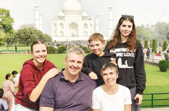 Private Agra Day Tour Including Taj Mahal nd Agra Fort from Delhi