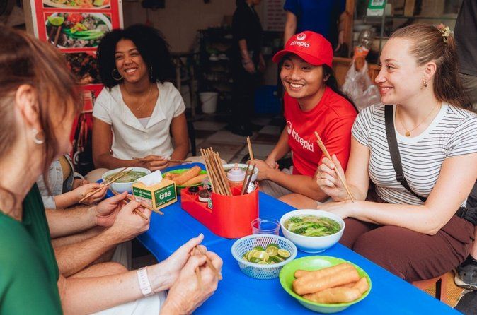 Eat Like a Local: Hanoi Street Food Adventure
