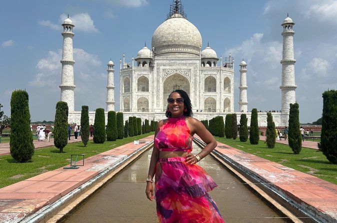 Same Day Taj Mahal Tour from Delhi by car
