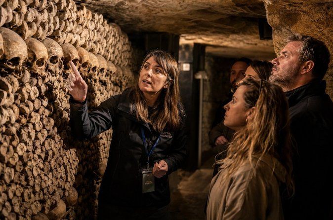 The Original Roman Crypts and Catacombs Tour with Transfers