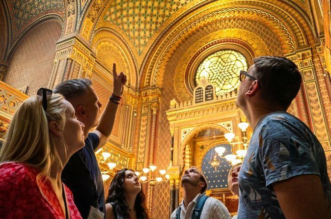 Prague Guided Jewish Quarter and Old Cemetery Tour with Tickets