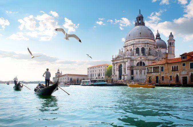 Venice in A Day: St Mark's Basilica, Doge's Palace & Gondola Ride