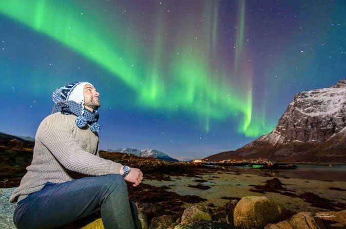 Tromsø: Small Group | Northern Lights Chase + All-Inclusive