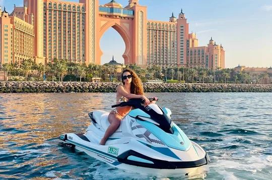 1-Hour Jet Ski Tour – Burj Al Arab, Atlantis, & Dubai Skyline