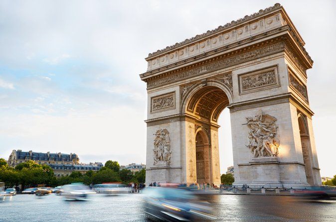 Paris Essentials: 10+ Sights, Montmartre, Arc de Triomphe & more