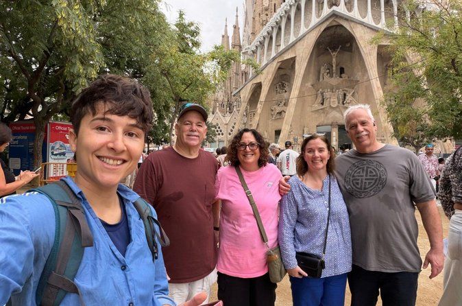 Sagrada Familia and Park Guell Private Barcelona Tour