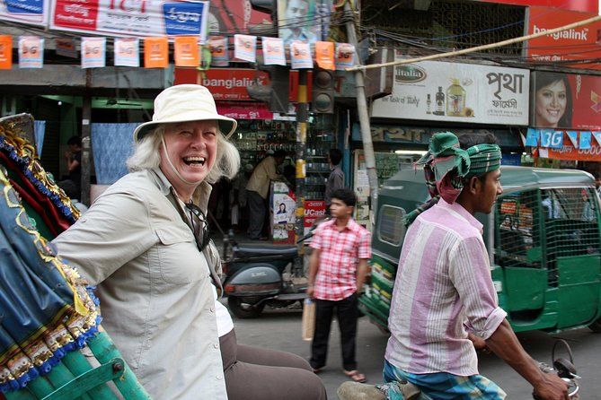 Explore Dhaka City in a Local Way!!