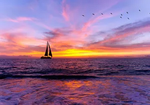 Waikiki Private Sunset Sail Romantic and Private
