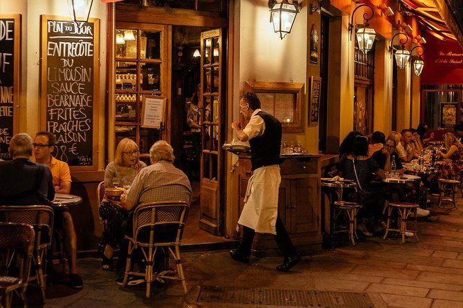 A Magical Evening in Paris With Locals: PRIVATE City Walking Tour