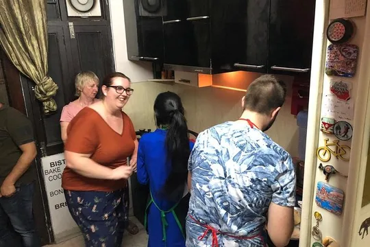 Jaipur Cooking Class with a Local Family in Jaipur