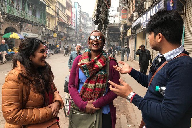 Explore the Beauty of Old Delhi & the Spice Market!