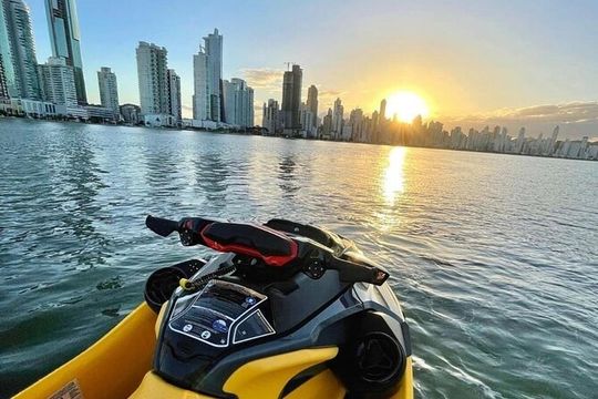 Jet Ski Miami: Experience the Ultimate Water Fun