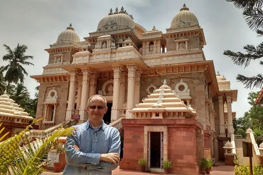 Chennai tour in car with guide-winner of traveller's choice award