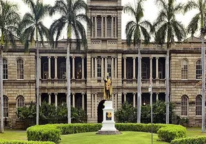 Arizona Memorial Pearl Harbor & Honolulu City Tour departing Maui