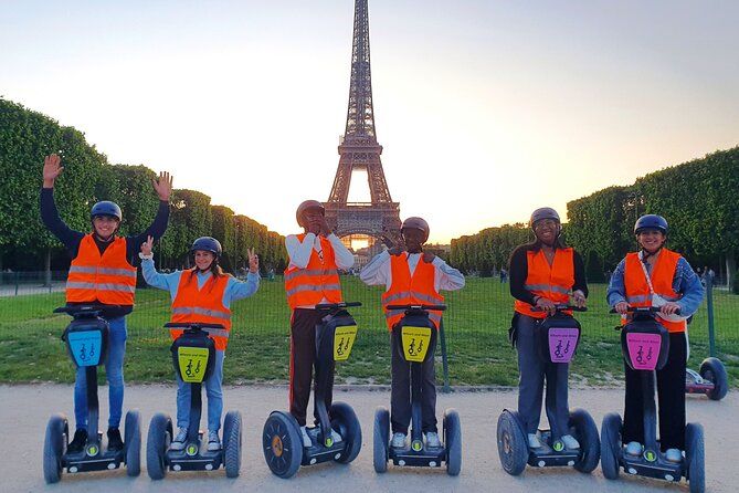 Segway by night! Illuminated Paris