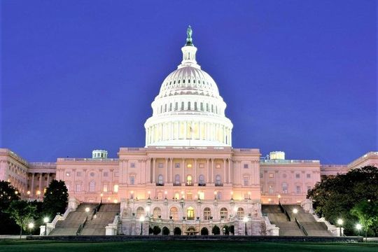 Private Under the Stars Night-Time Tour of DC (Up to 5 Guests)