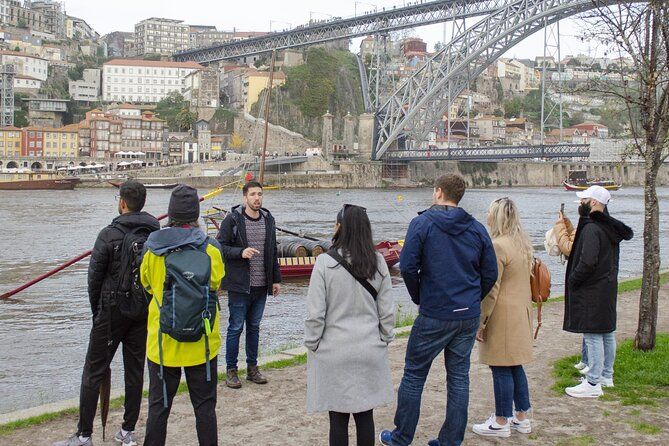 City Walking Tour & Port Wine Cellar