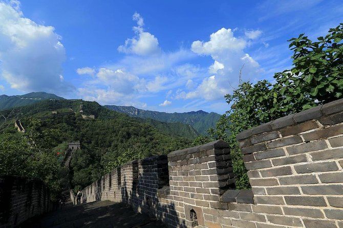Private Transfer to Mutianyu Great Wall with professional driver