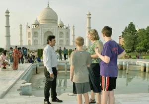 Delhi- Agra -Delhi Same Day Trip with Entrance Tickets