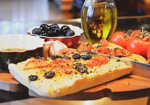 Italian Food and Culture Tour in New York City with Local Expert