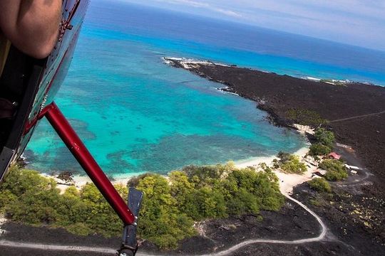 Private Kona Coast Helicopter Tour: All Window Seats