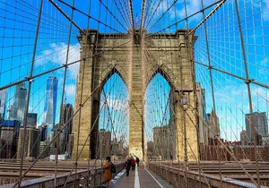 Best of Brooklyn Walking Tour: Historic Bridge, DUMBO & Heights