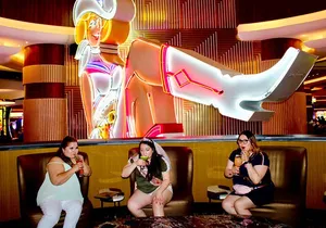 Bonkers Bites & Brews Fremont Guided Tour with Photos