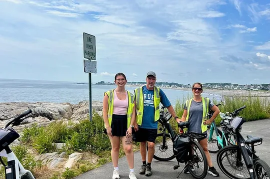 Semi-Private eBike By The Sea Guided Tour-Landmarks+ Fall Foliage