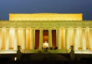 Washington DC After Dark Night-Time Sightseeing Wonder Tour
