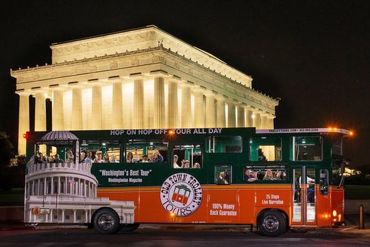 Washington DC Monuments by Moonlight Tour by Trolley
