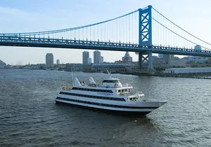 City Cruises Philadelphia: Signature Buffet Lunch Cruise