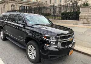 Woodbury Common Premium Outlet Shopping Private Day Trip by SUV from NYC