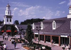 Woodbury Common Shopping Tour from NYC by Helicopter