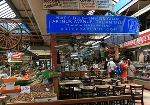 Tour of Contrasts in Italian